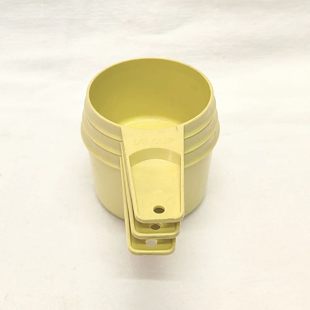 TUPPERWARE | Vintage Yellow Stacking Measuring Cups Set of 3 Retro